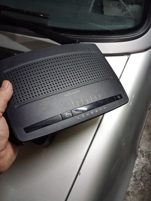 Router Technicolor TG784n v3