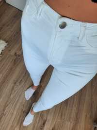 Białe spodnie wysoki stan