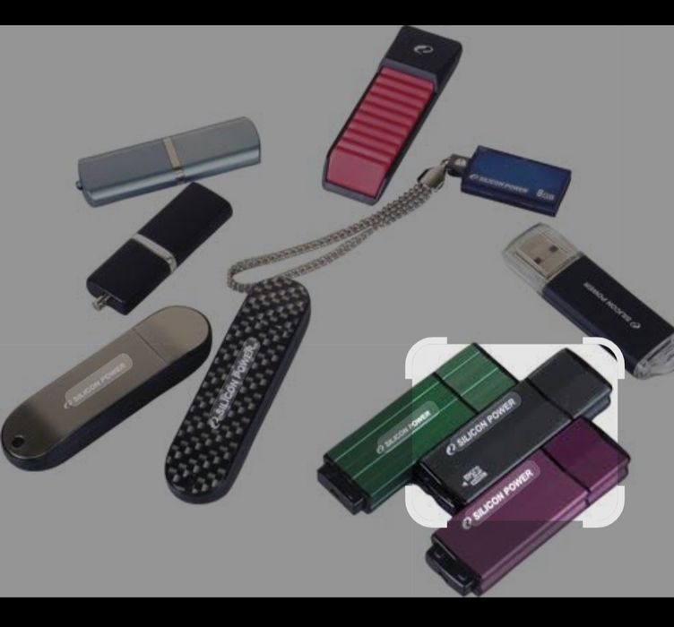 Флешка з музикою