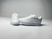 Оригінал.Розпродаж. Нові кросівки.Reebok leather white. 38р.(23.5см)
