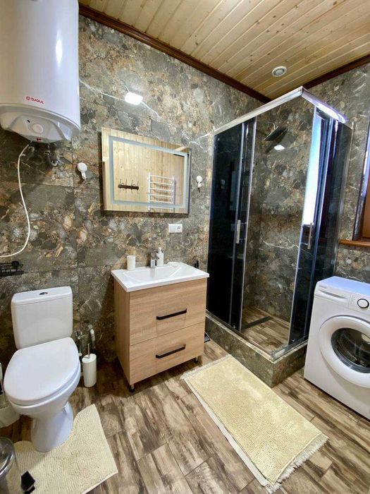 Пропонуємо шикарнті котеджі в мальовничій Східниці Гори Карпати