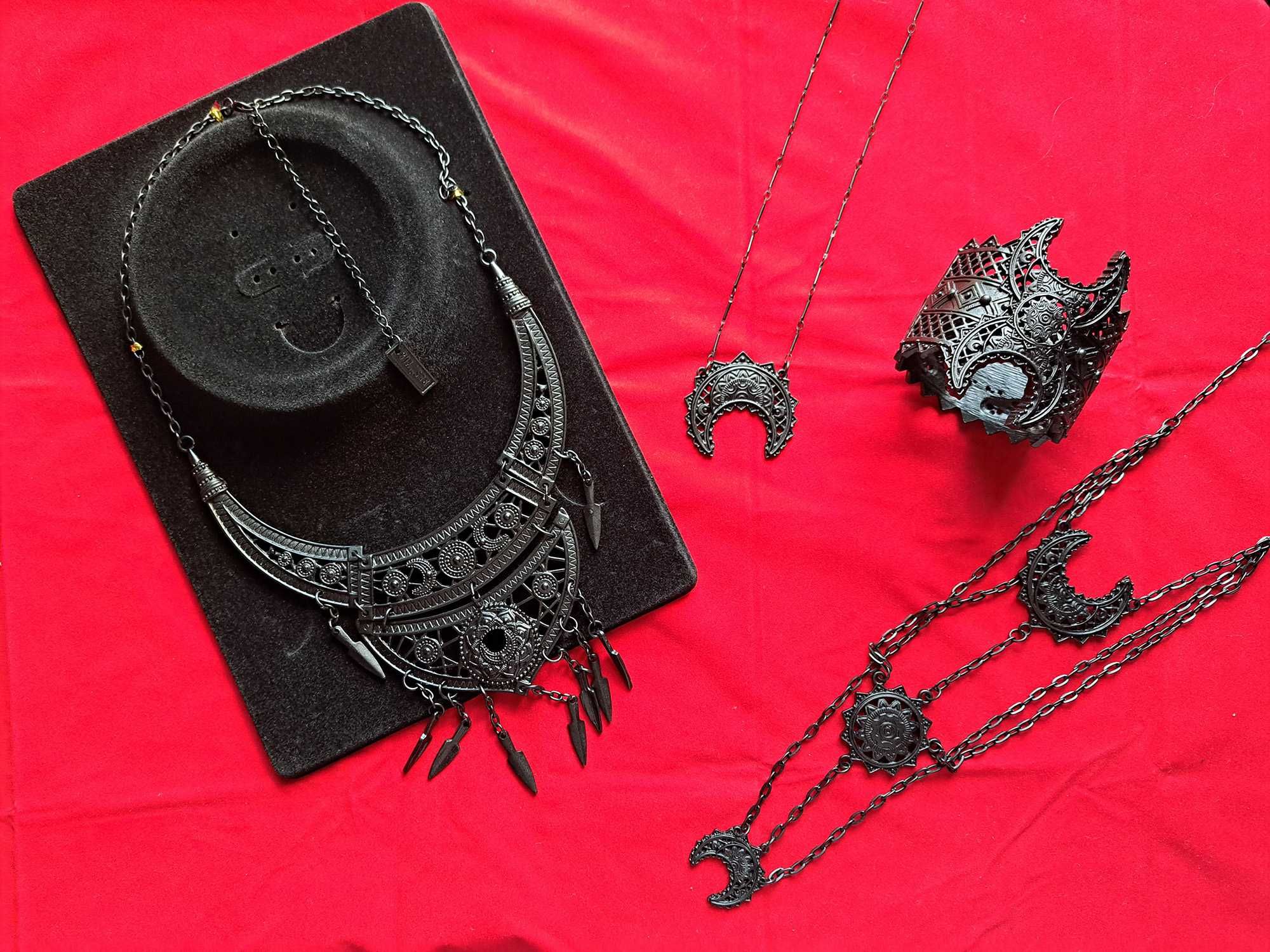 Henna Crescent Black Restyle biżuteria gotycka gothic goth