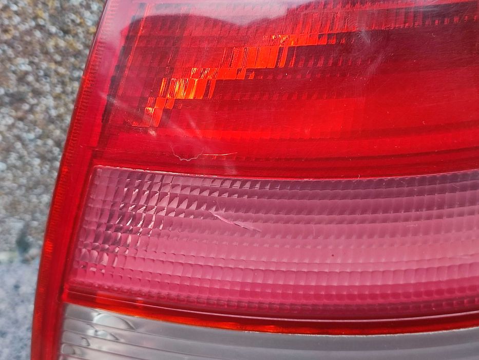 Lampa Tylna Prawa Lewa Audi A4 B5 Sedan Lift