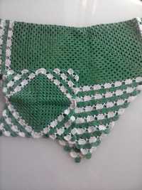 Crochet decorativo verde