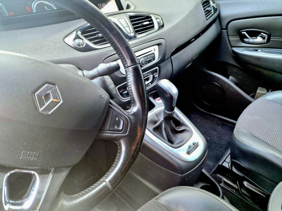 Renault Senic 1.5 DCI Cx automatica 7 lugares 2016