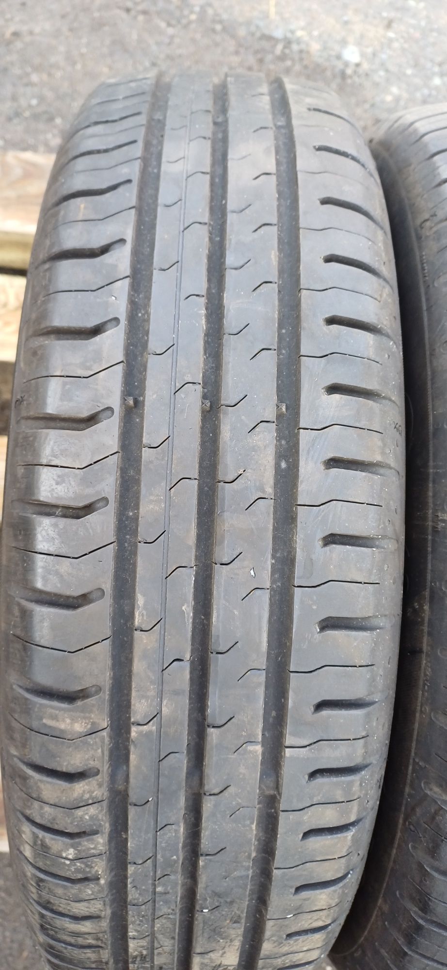 165/70R14 81T CONTINENTAL , komplet opon letnich.