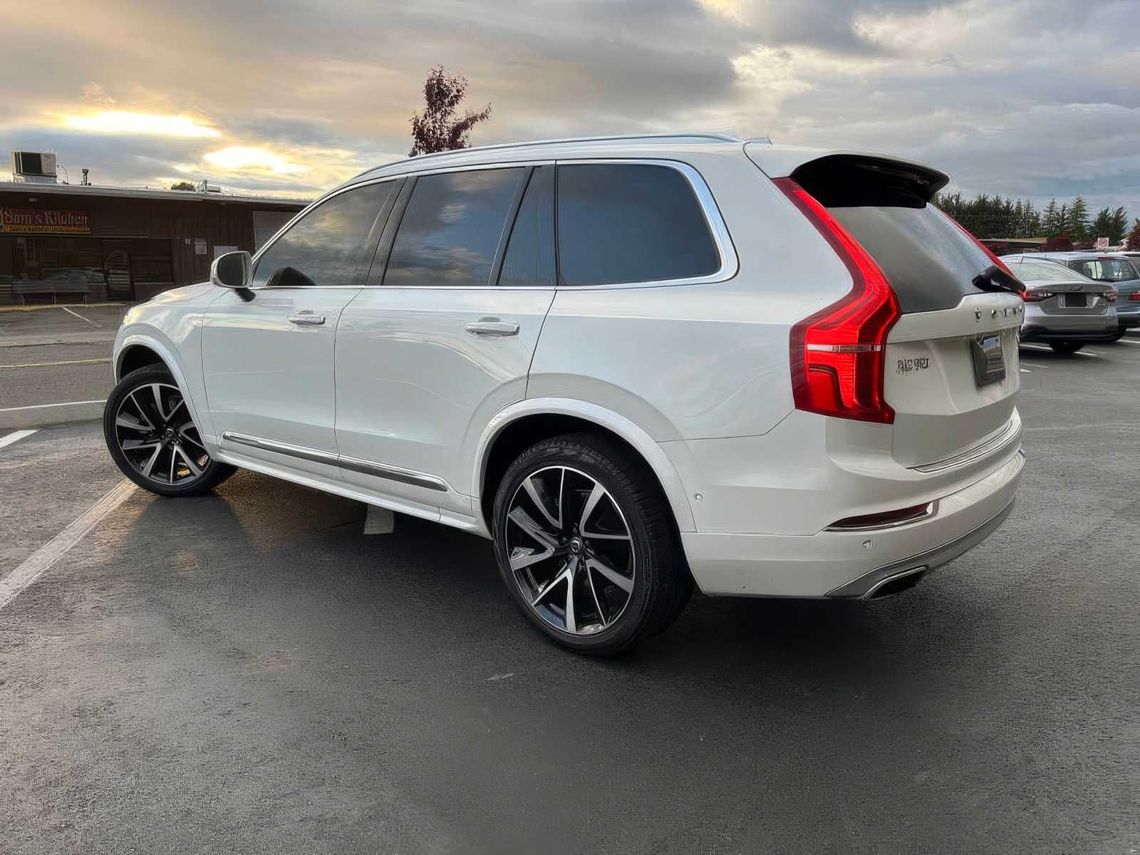 2019 Volvo XC90 T6 Inscription