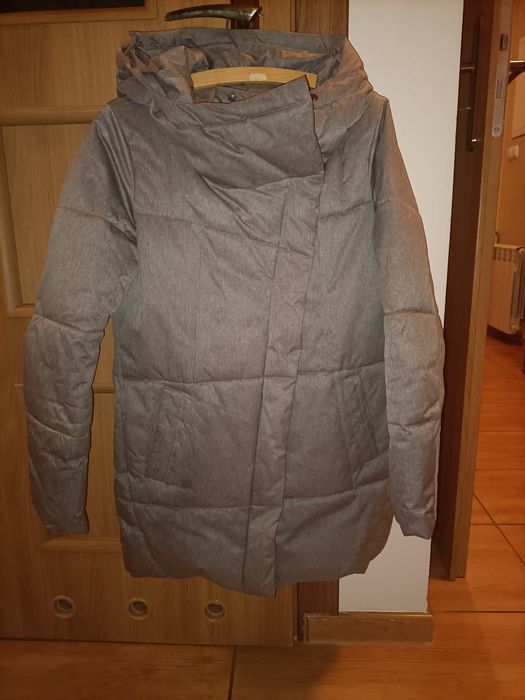 Szara kurtka zimowa Cropp rozm.XS / S