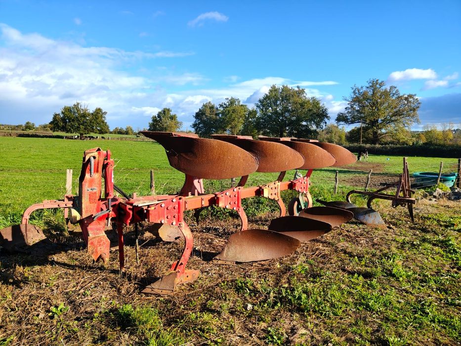 Pług vogel noot 4 skibowy obrotowy 4x50