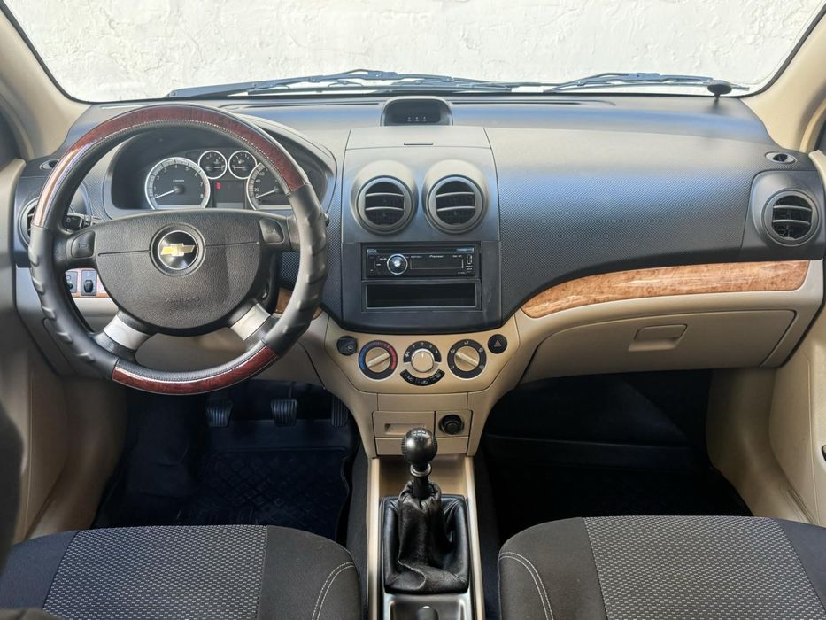 Шевроле авео 2008 год. Газ