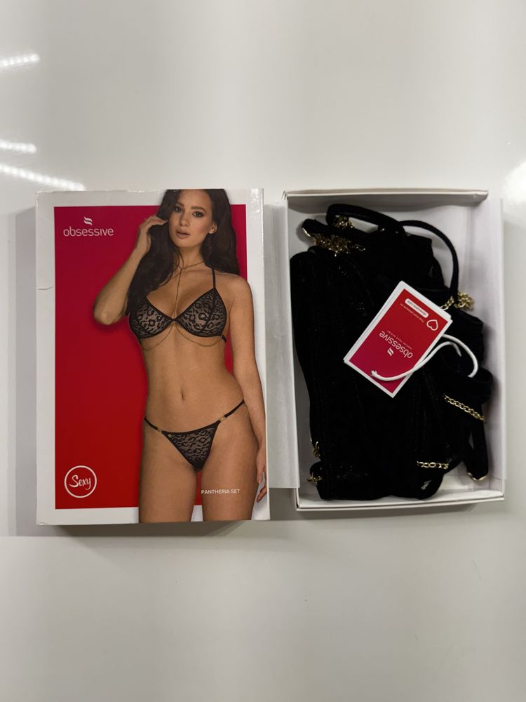 OBSESSIVE: Kobiecy i seksowny komplet bielizny L/XL