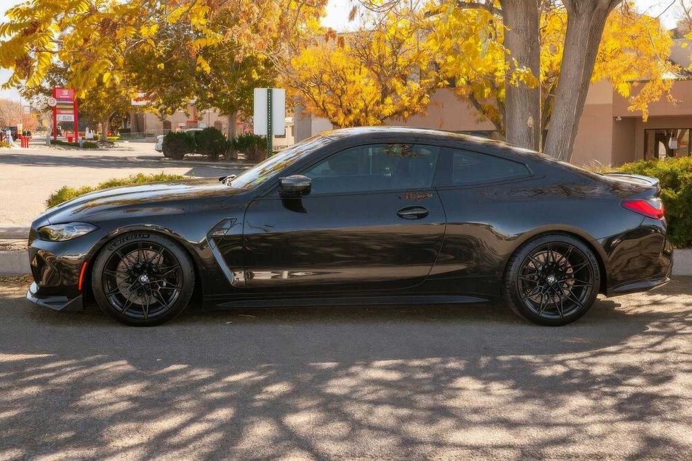 BMW M4 Competition xDrive      2024