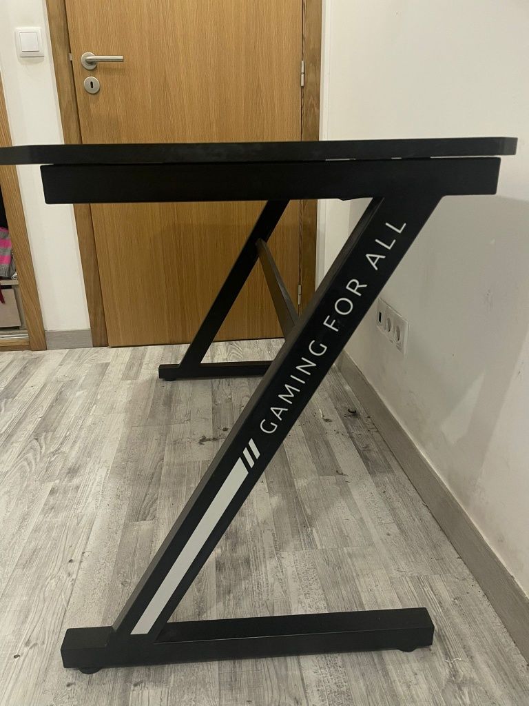 Mesa de gaming Matrix