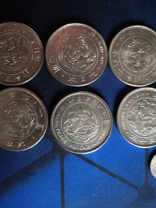 Coleção de moedas antigas, Yen, trade dollar, etc.