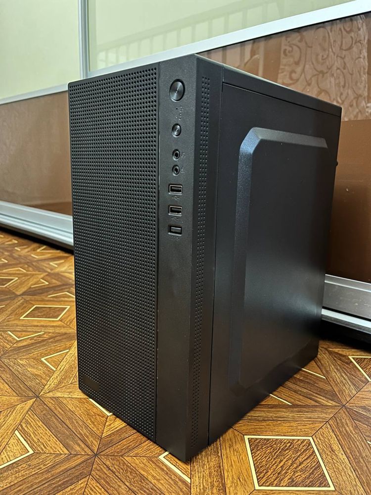 Ryzen 5 2400G, RX6600 8gb, 16gb DDR4, 250gb SSD ігровий компʼютер