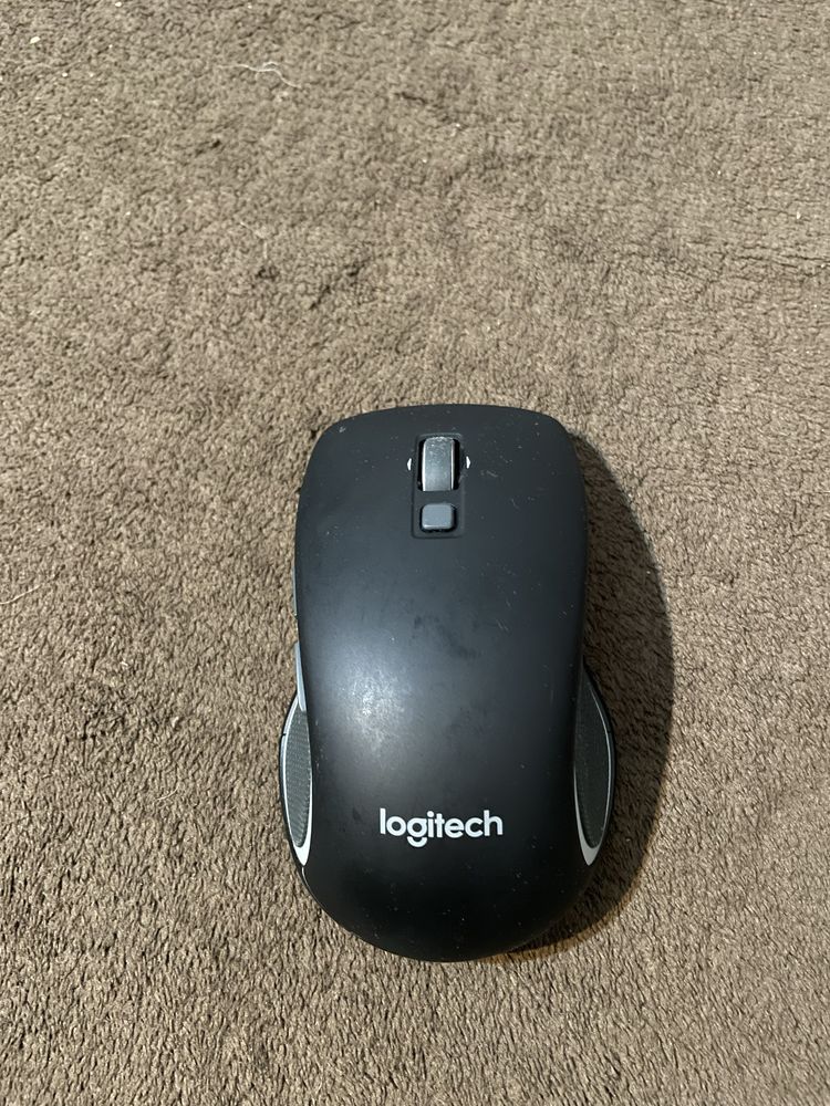 Mysz bezprzewodowa Logitech M560