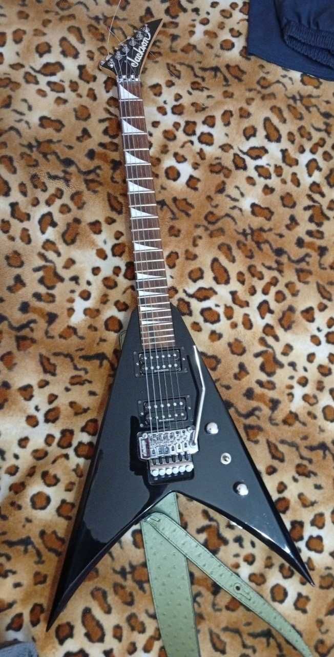 Електрогітара Jackson King V KVX10 Японія
