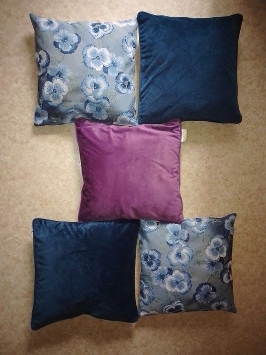 Подушки декоративные. Антиаллергенный наполнитель. Ткань велюр гобелен