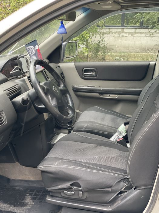 Продам Nissan X-trail 2.2 CDI ,на классном ходу