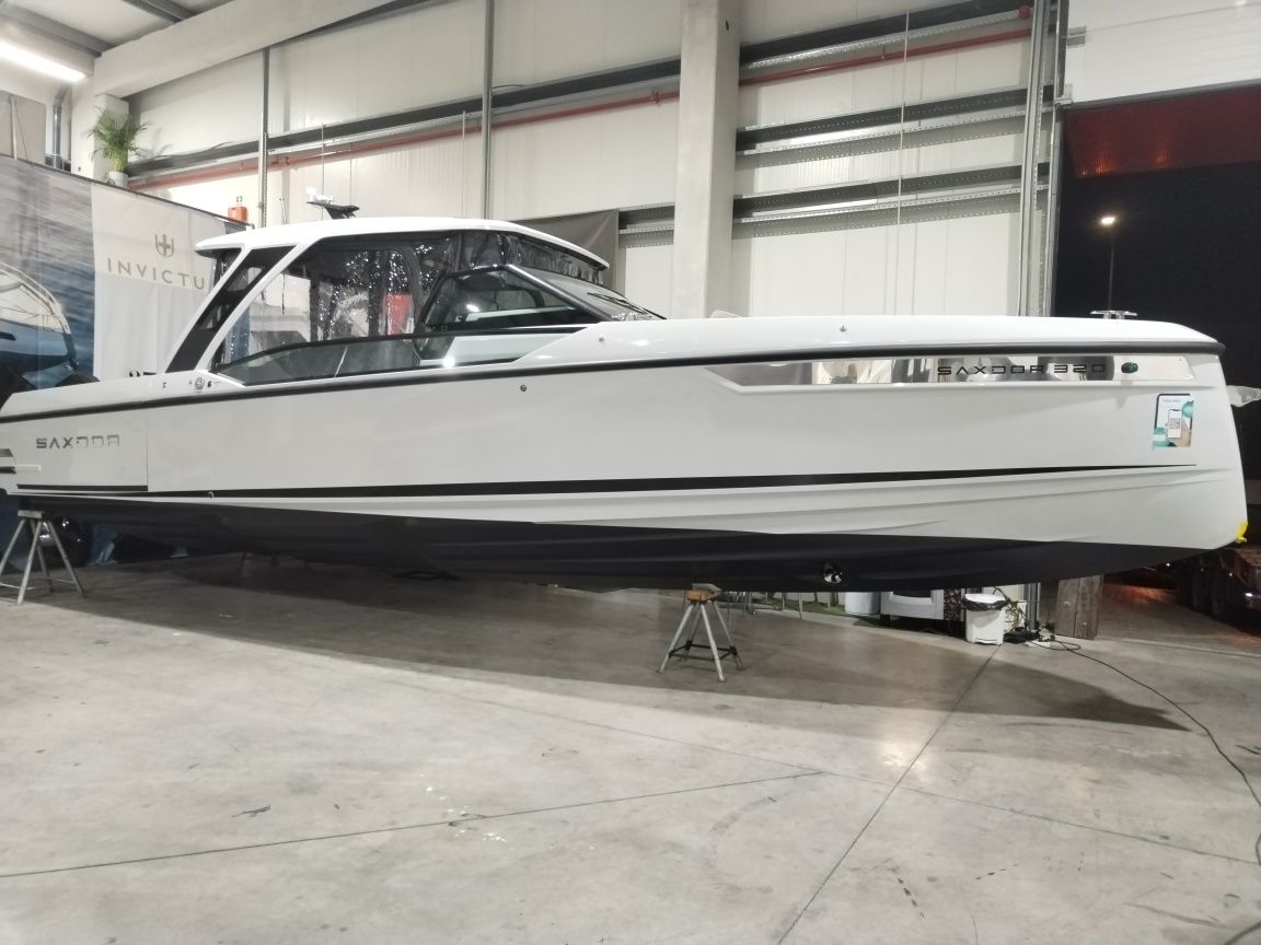 Aplicação de Antifouling para Barcos