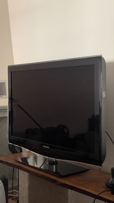 Samsung 40" Full HD LCD TV