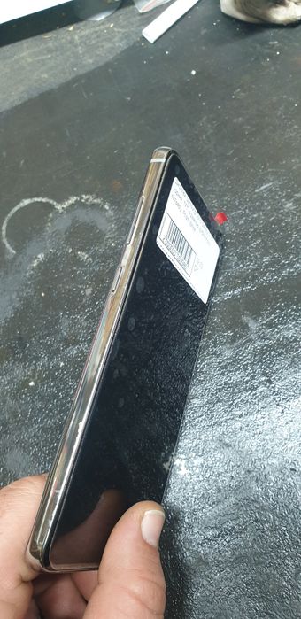 Samsung s10+ в ідеальному стані