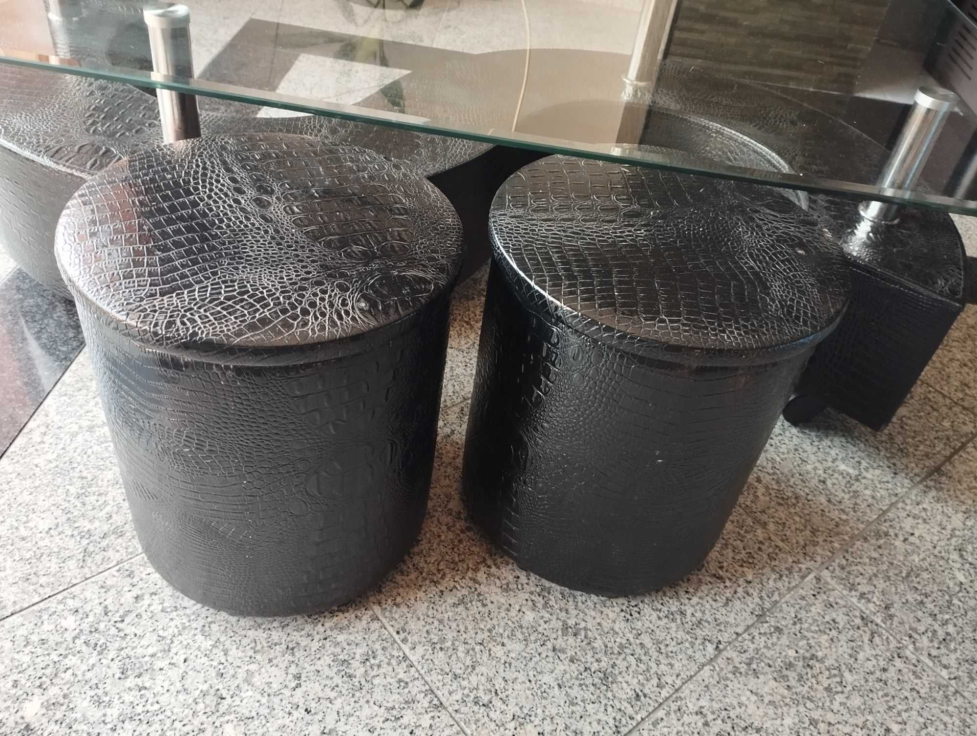 Mesa de centro em vidro