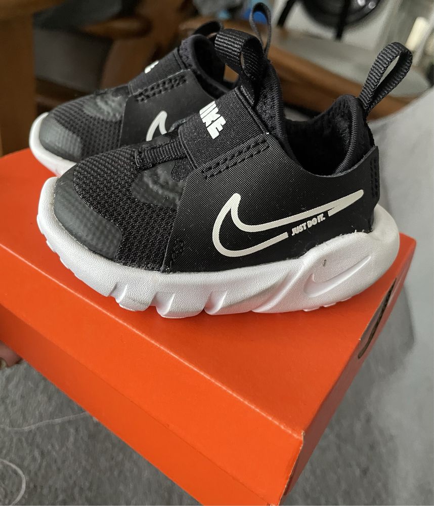 Buciki Nike Flex Runner 2 17