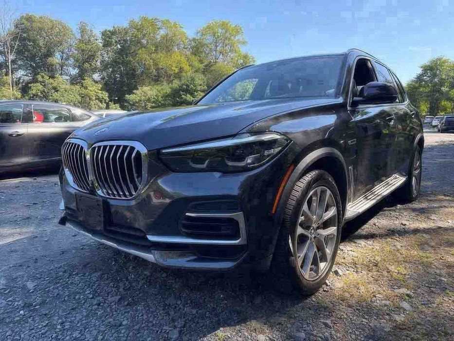 BMW X5 xDrive45e      2022