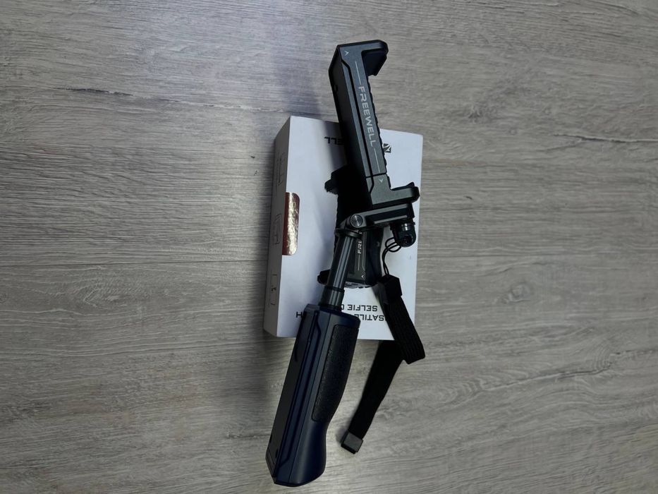 Срочно‼️Монопод-стабилизатор Freewell Sherpa