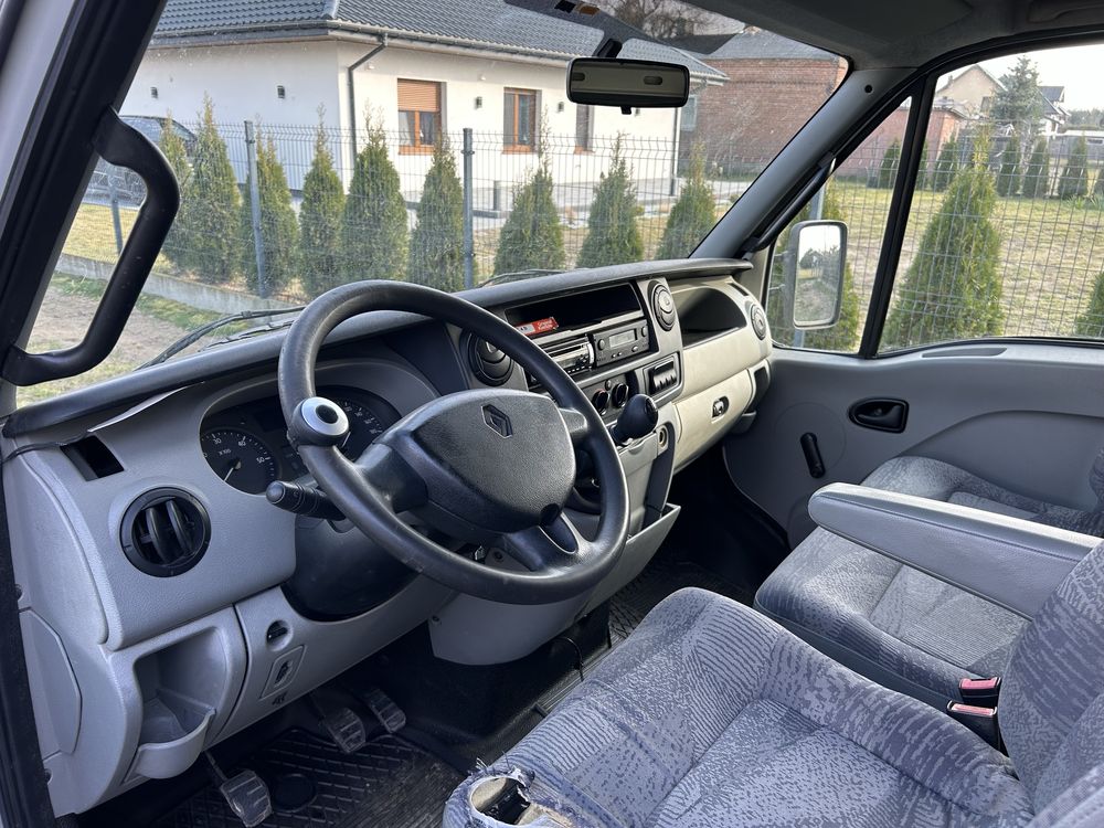 Renault Mascott 3.0 otwierany kontener bus master  c winda chlodnia