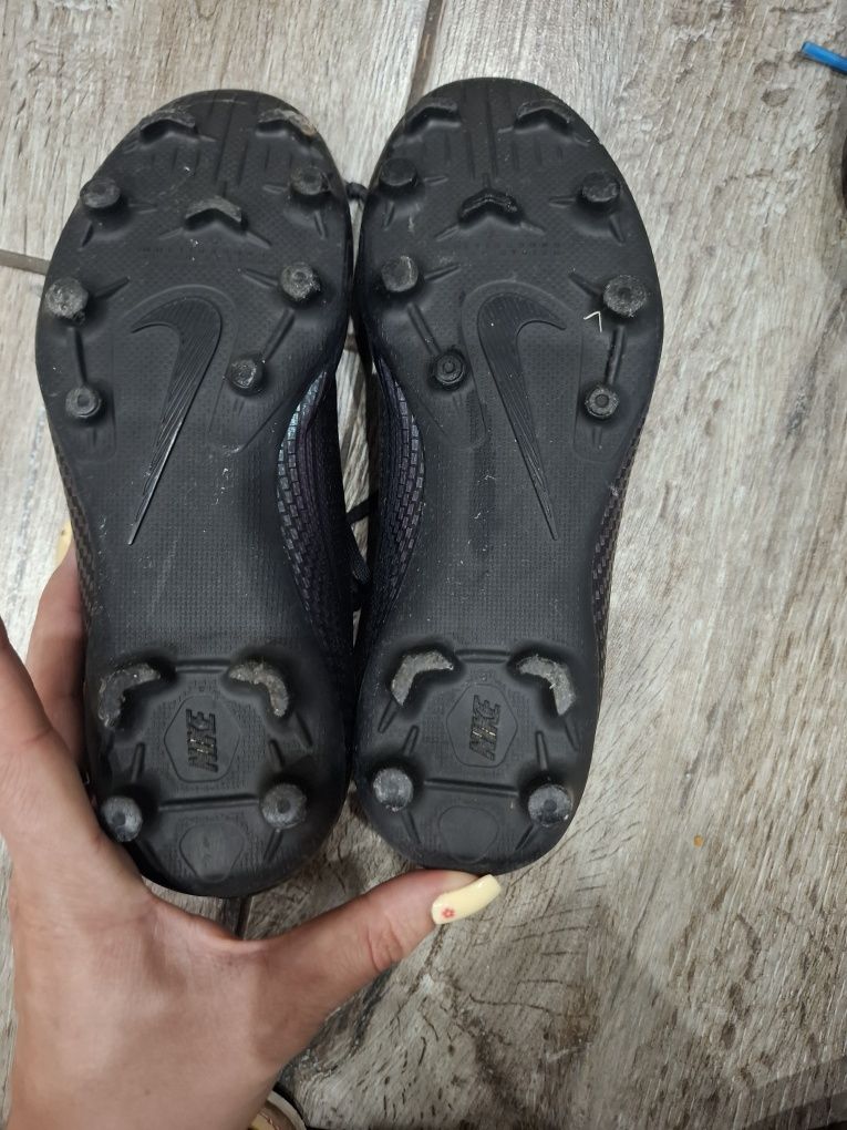 Korki nike rozmiar 35,5cm