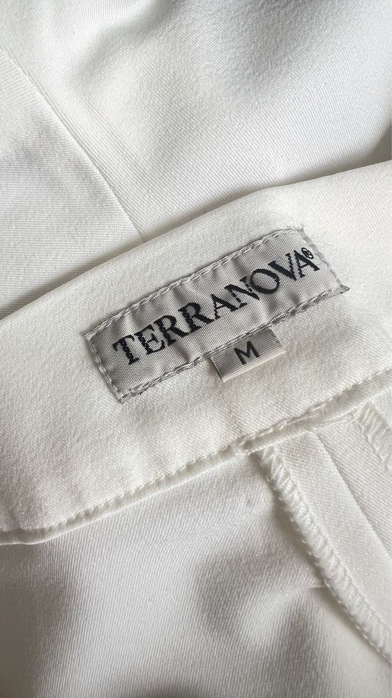 Wizytowe kremowe spodnie Terranova NOWE