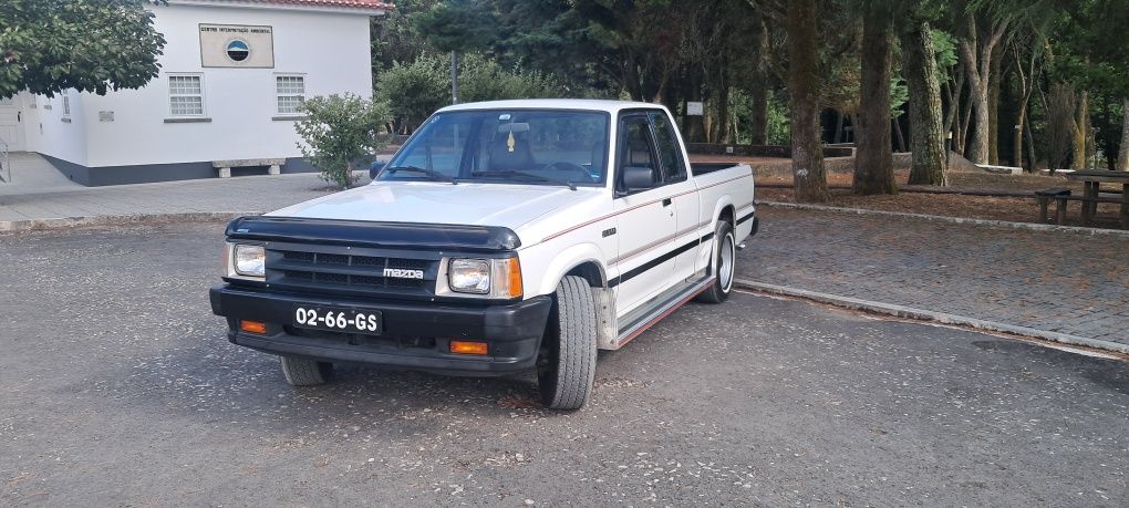 Mazda clássico gasolina