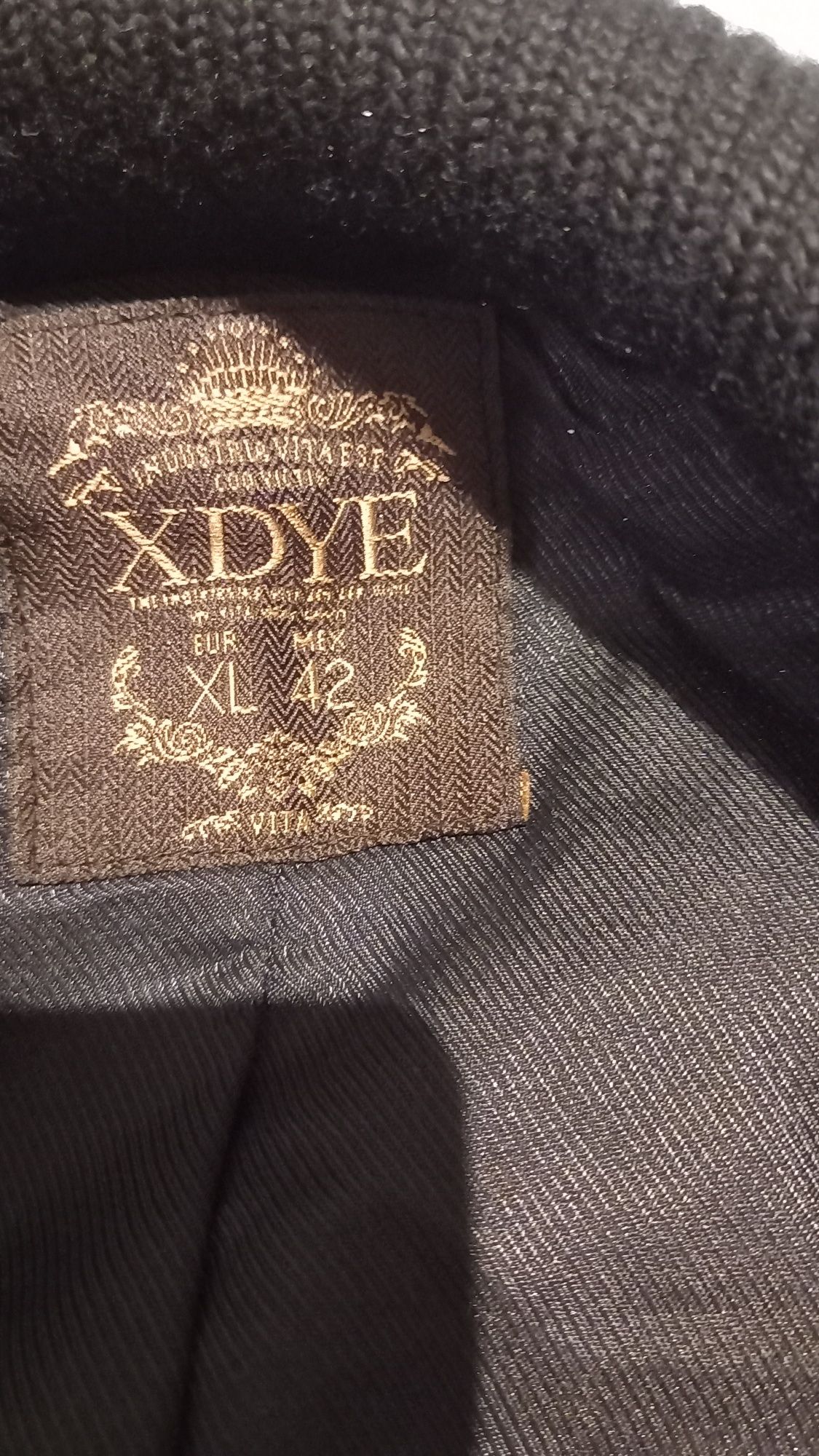 Vende-se casaco de homem da marca  XDYE