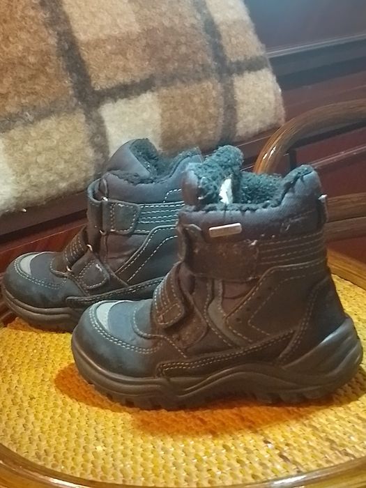 Дитяче взуття,розмір 27