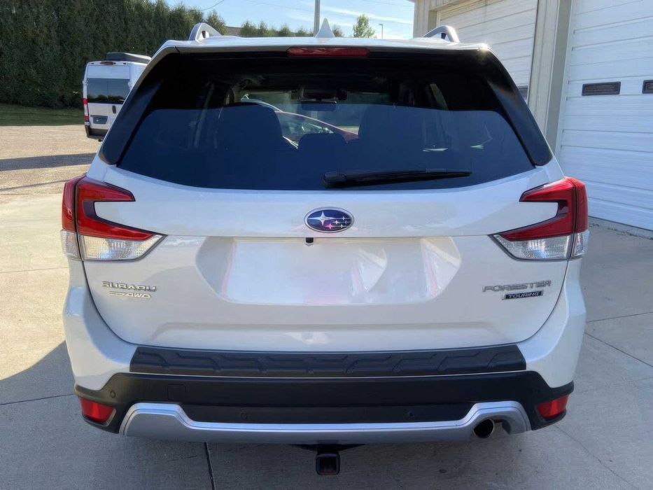 Subaru Forester Touring      2021