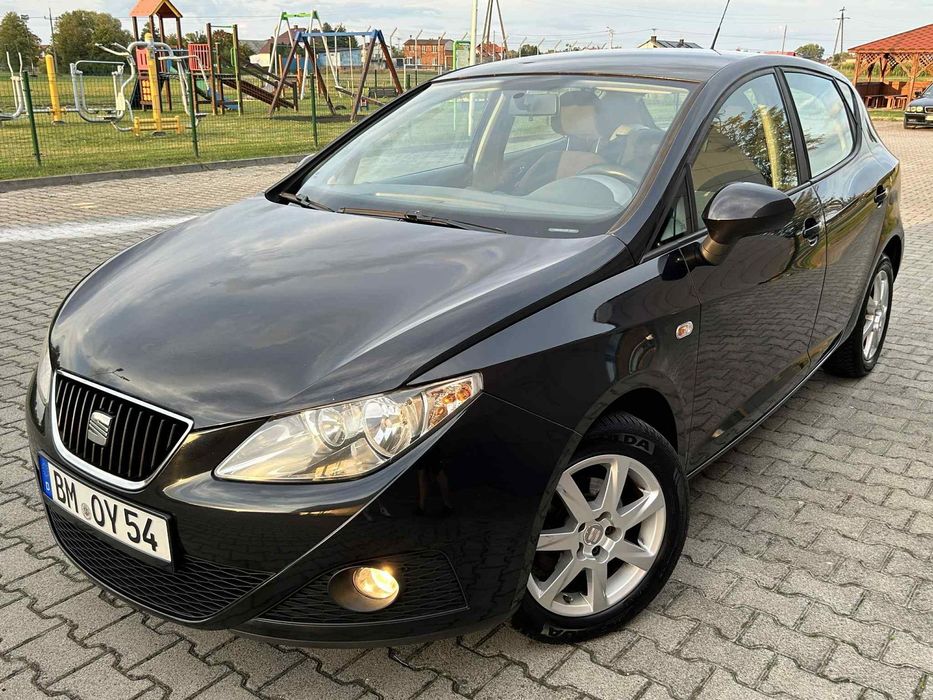 Seat Ibiza Seat Ibiza 1.4 Benzyna Klimatyzacja Grzane Siedzenia Zadbana