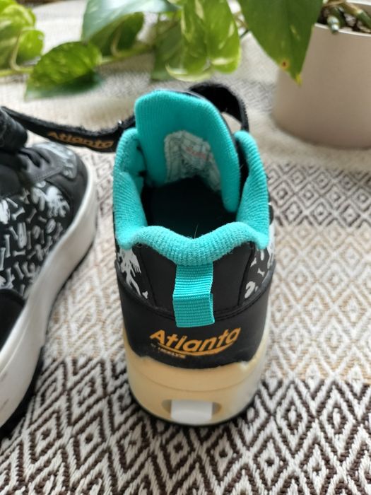 Buty 32 sportowe na rolkach  sneakersy Atlanta Heelys pop butorolki
