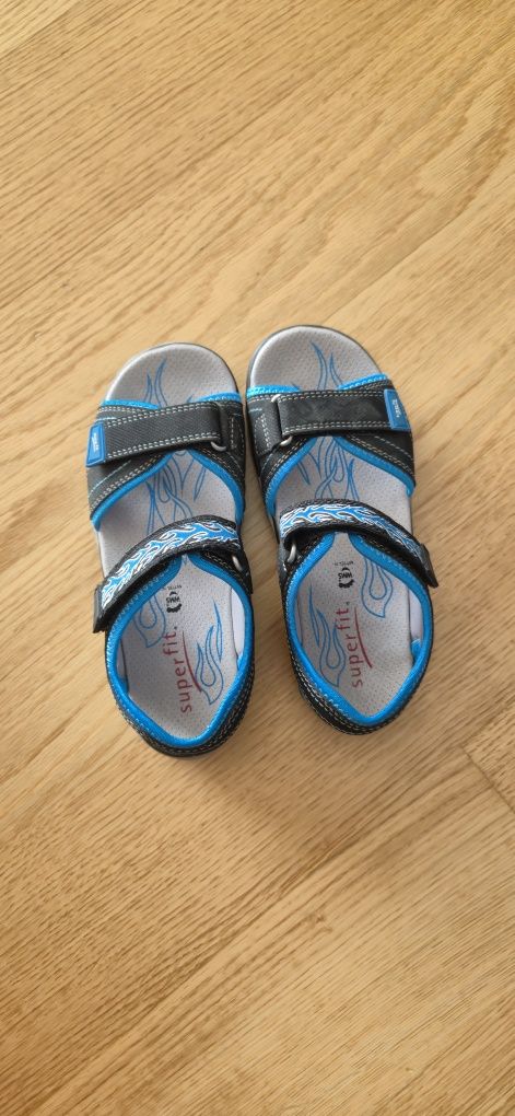 Sandały dla chłopca Superfit rozmiar 34
