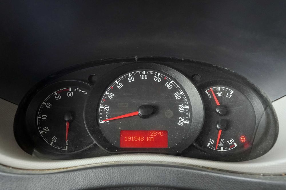 Opel Movano 2.3 L2H2 136 CV – 2016 – 191.548 km – Excelente Estado