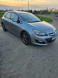 Opel Astra 1.6 [116KM] 2014 rok