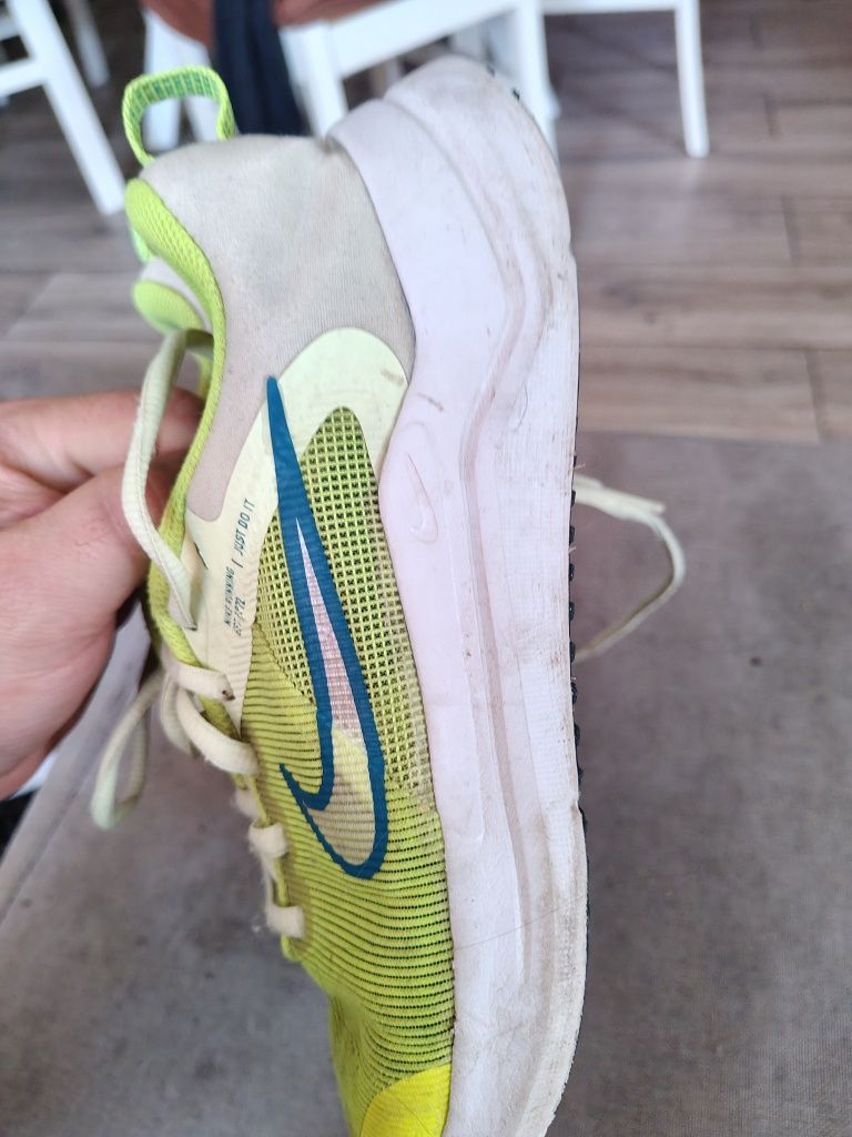 Buty Nike do biegania rozmiar 37,5