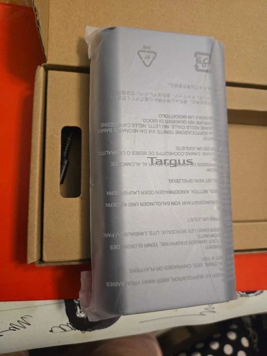 Новий Павербанк PD 100W USB-C Targus APB080GLZ 90wh (25,000 mAh)