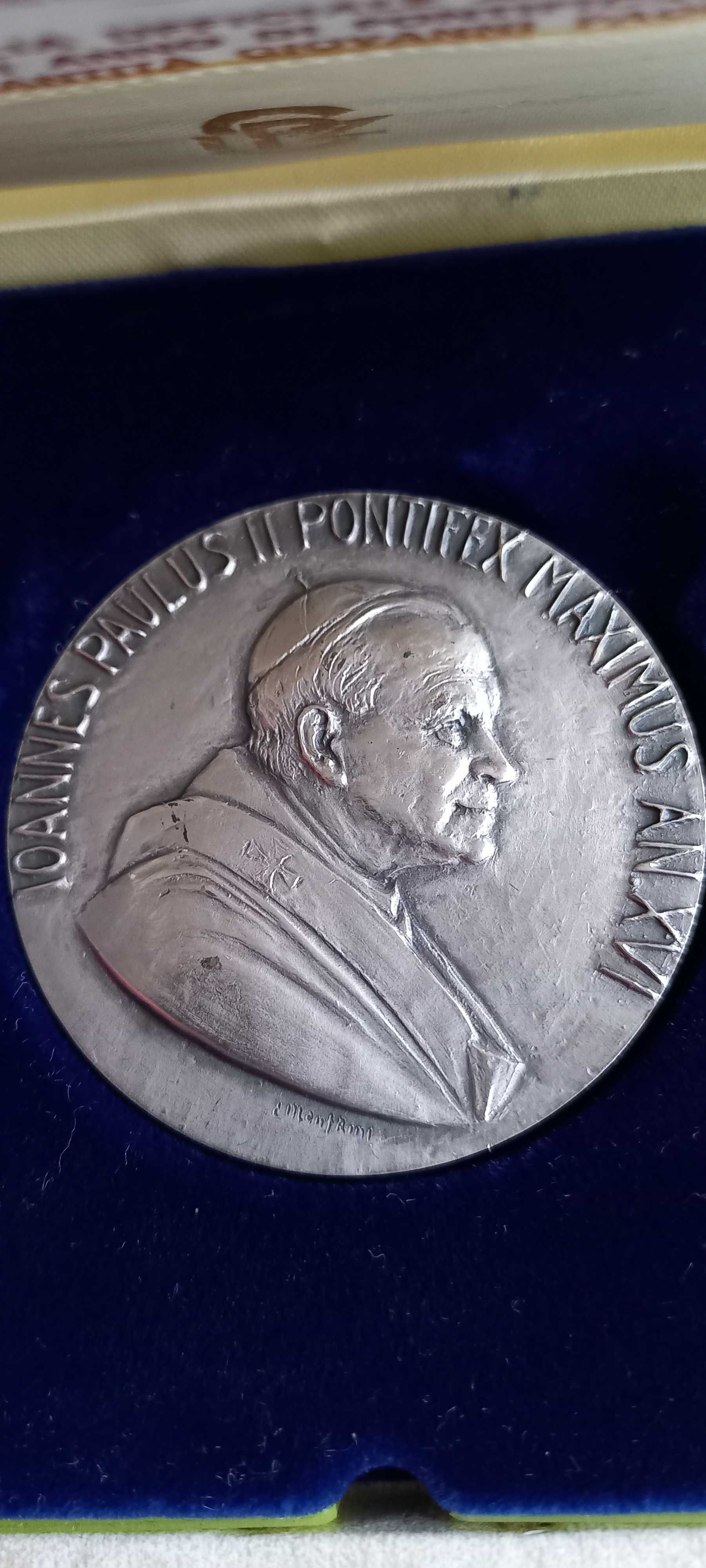 Медаль (Ватикан) 2шт