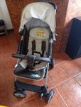 Carrinho de bebé com ovo