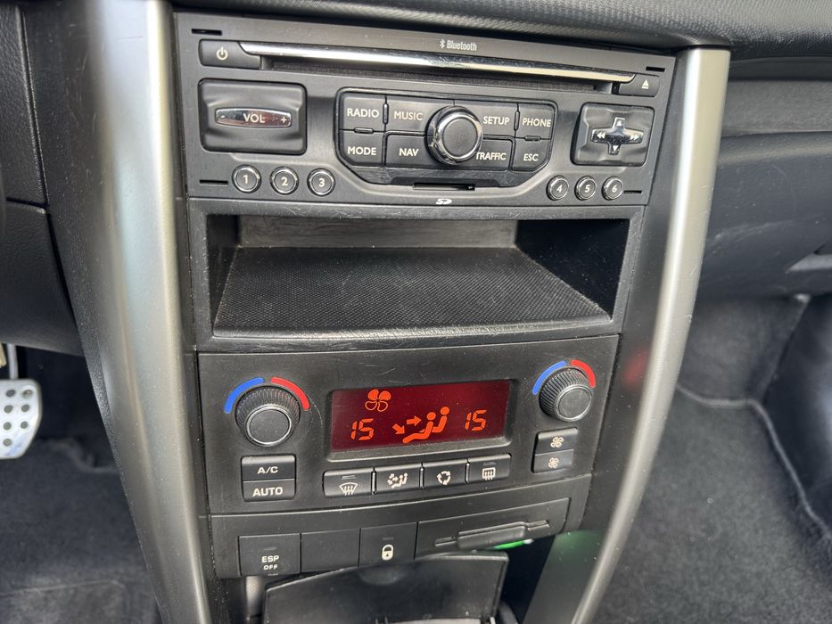 Peugeot 207 CC 1,6 hdi 2014 r nawigacja