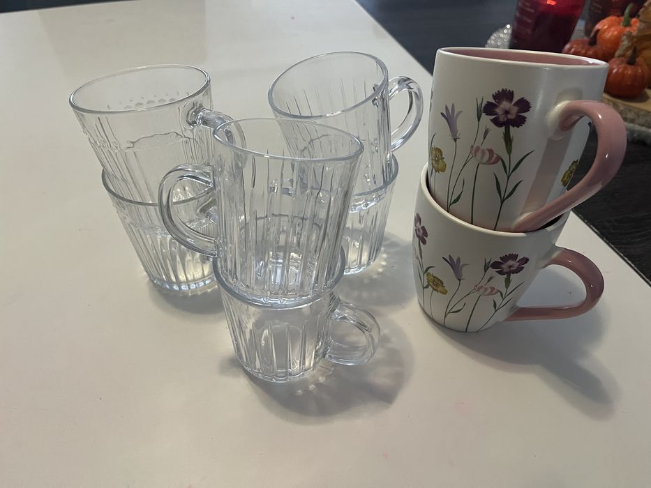Szklanki i kubki