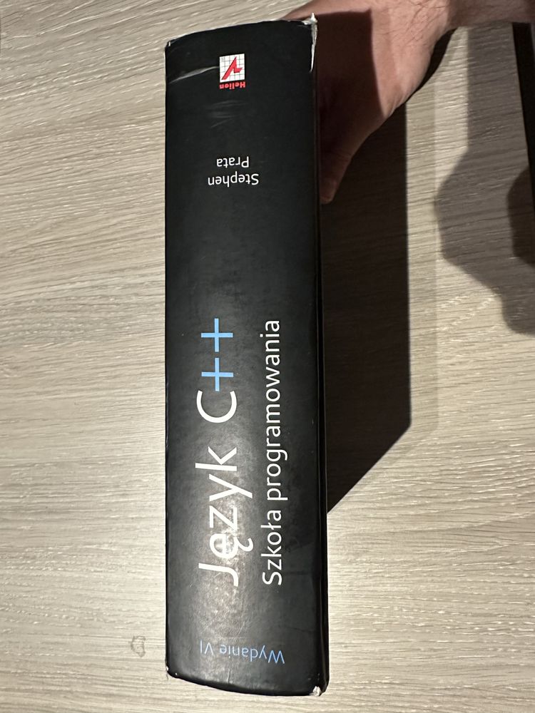 Język C++. Szkoła programowania Wydanie VI