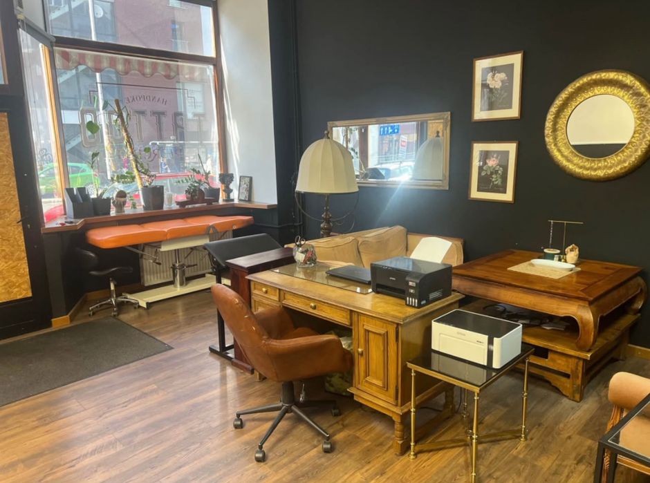 Komoda, witryna, kredens lite drewno.